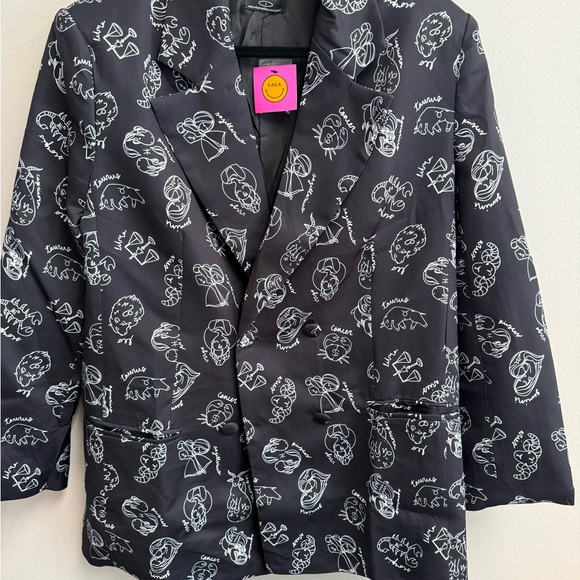 Dressed in LALA Black and White zodiac small Patterned Blazer new w tags - Picture 1 of 4